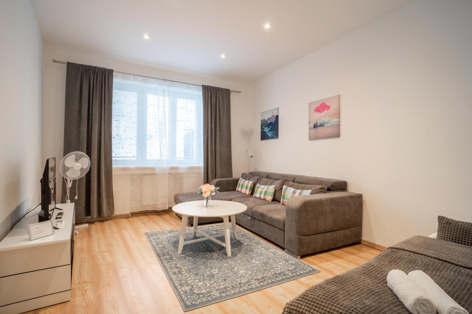 Sukromny Staromestsky Apartman V Uzasnej Lokalite/Cozy Old-Town Apartment In A Great Neighborhood Bratislava Eksteriør billede